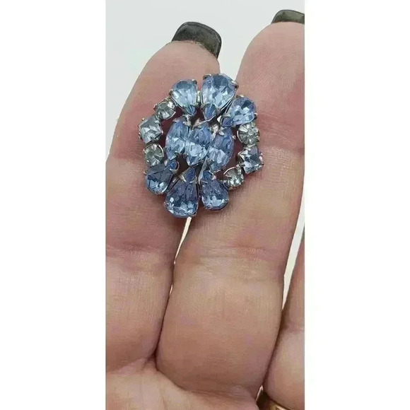 Vintage Earrings Rhinestone Baby Blue Rhodium Plated Clip Big Statement 50s - Picture 10 of 12